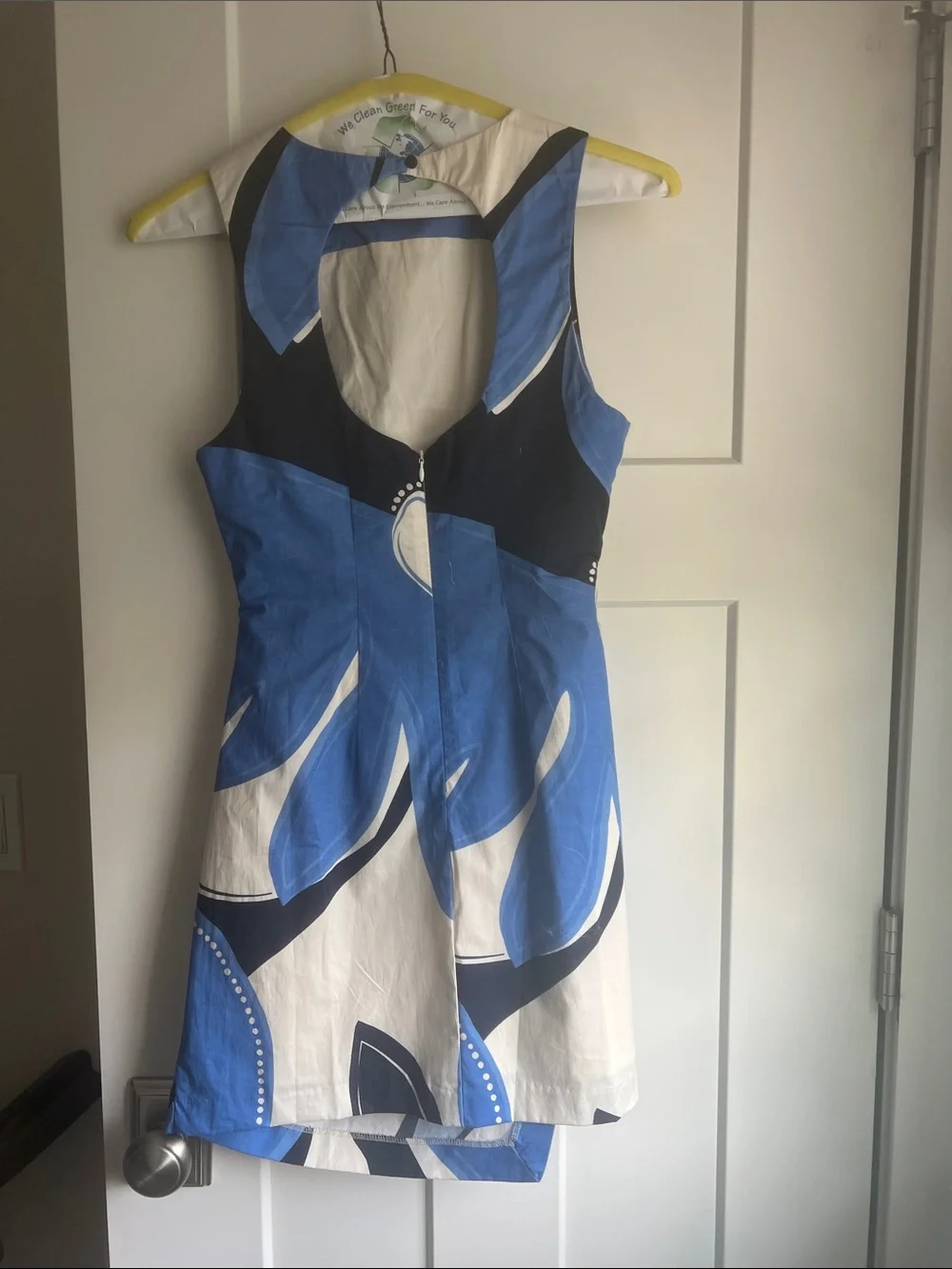 Sleeveless Blue & White Floral-Print Mini Dress - Picture 2 of 3